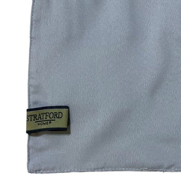 Elegant Bow Table Runner Reversible Silvery Gray Stratford Home 14 x 72 in 6 Ft - Picture 9 of 16